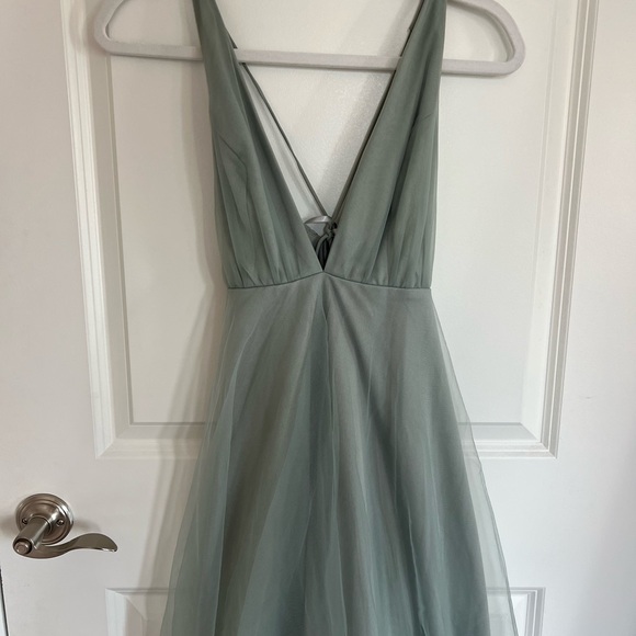 Saints + Secrets Sage V-Neck Backless Tulle Dress - Picture 1 of 3